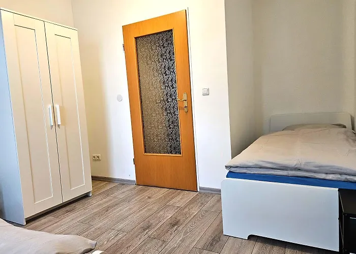 Work & In * 勒沃库森